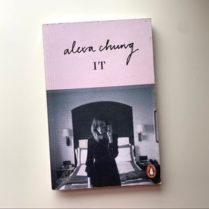 Alexa Chung’s It